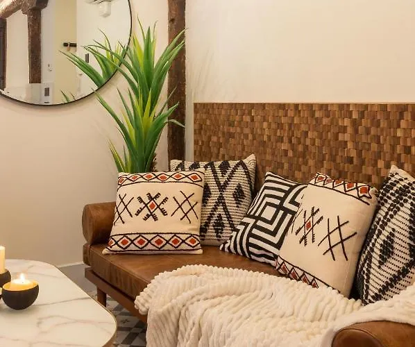 Διαμέρισμα Cortes Ac By Staynnapartments *