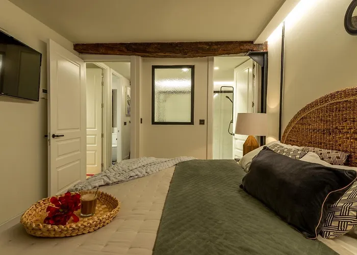 Διαμέρισμα Cortes Ac By Staynnapartments *